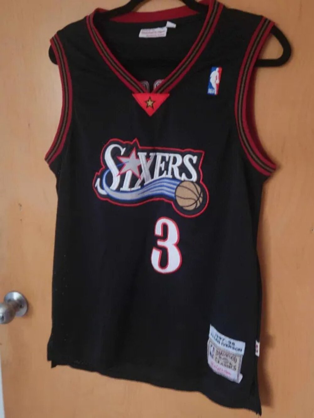 Allen Iverson Cooperstown Collection Jersey - Men’s Small (36)